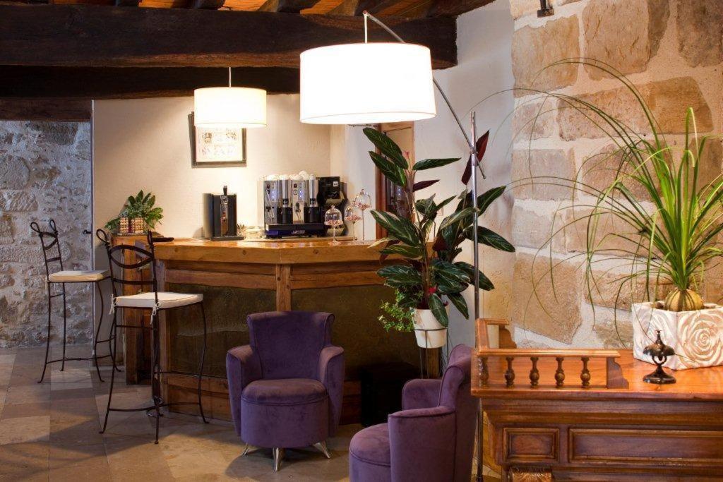 Hotel Les Remparts Mirepoix  Buitenkant foto