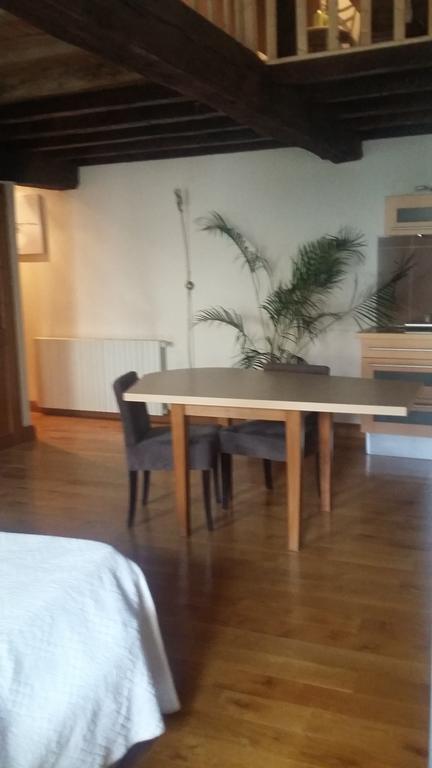 Hotel Les Remparts Mirepoix  Buitenkant foto